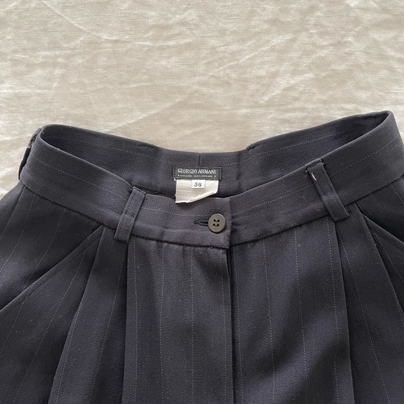 Giorgio Armani vintage pinstripe tapered straight leg pant - Picture 5 of 5